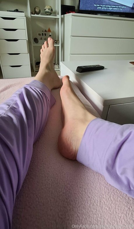 cherryvonfairyfree top nackten foto