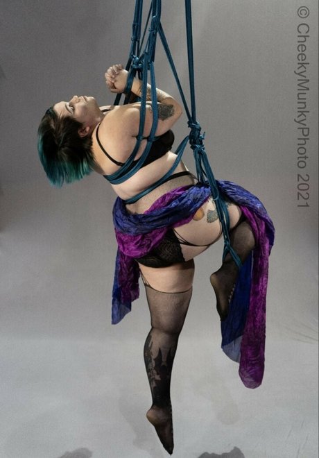 thighhighcosplay hübsche nackten archiv