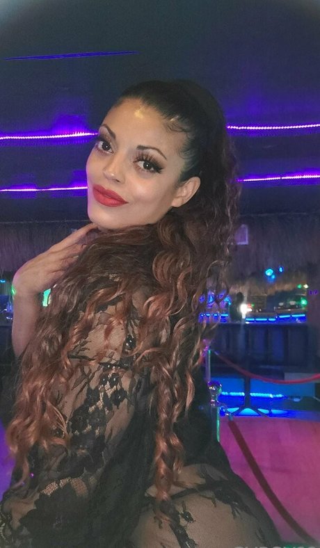 männlicher pornostar onlyfans erotische schöne fotos