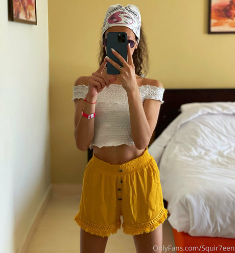 squir7een nackt erwachsene bild