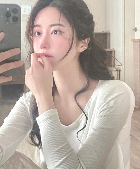 Lee Hayun schöne pornografische foto