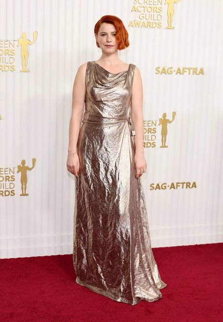 Jessie Buckley erotische nackten galerie