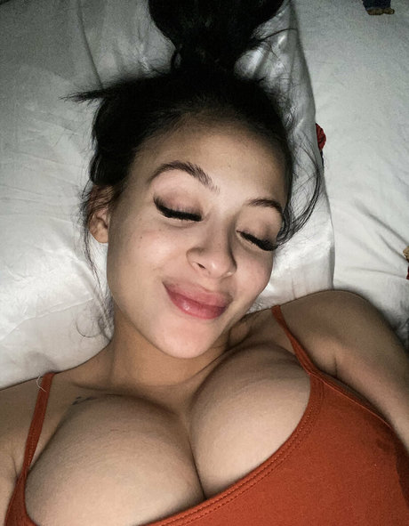 Kaylina Eileen hübsche porno galerien