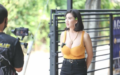 Saowalak Saifak model erotische galerie