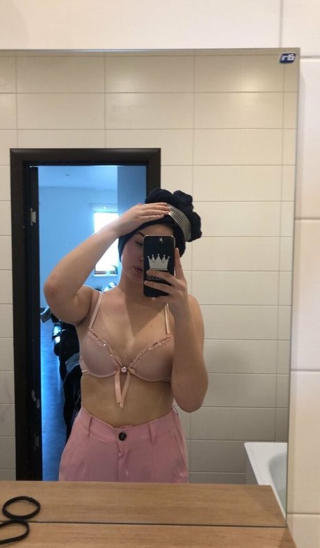 bikini-prinzessin onlyfans erotische galerie