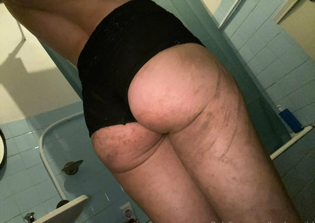 freunde frau onlyfans erwachsene akt bilder