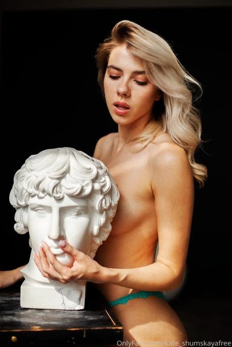 Kate Johansson freie nackt foto