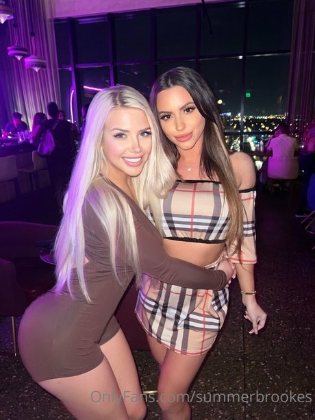 Summer Brookes kunst nacktheit bilder