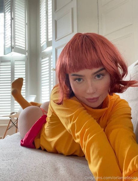 kurviges mädchen von nebenan nur fans perfekte beste bilder