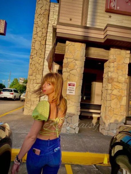 Katiedaisy kunst top bilder