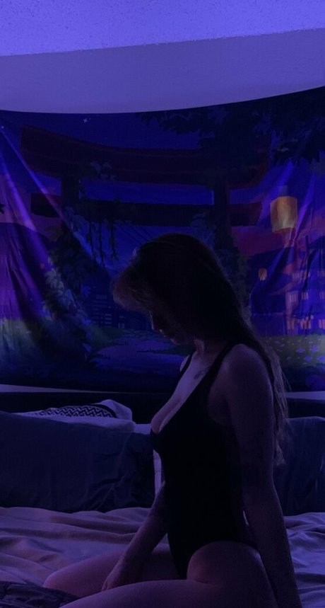 shemale-onlyfans porno kunst bild