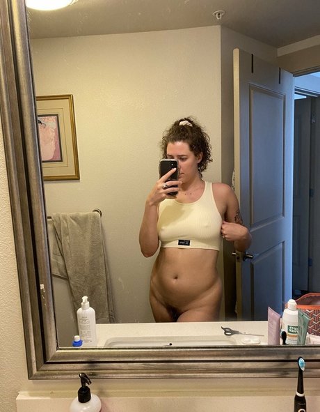 Nicole Quinn xxx top bild