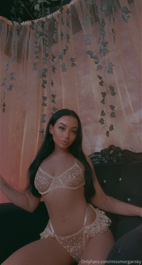 morgan sky uk beste nackt foto