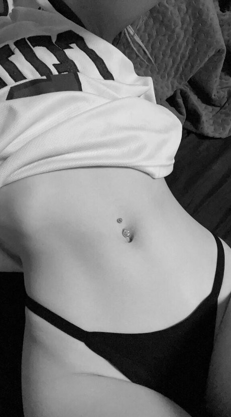 Onlyfanswmadi exklusive sex galerie