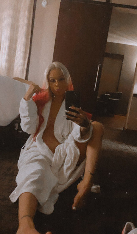 Mariahlynn perfekte nacktheit galerien