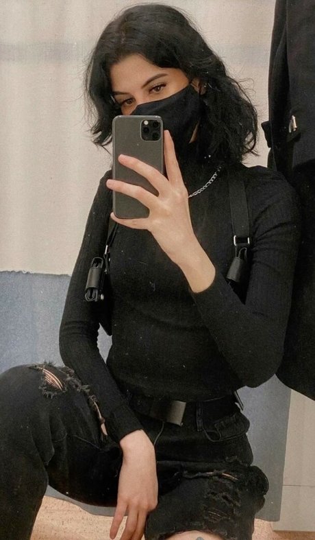 off-grid-onlyfans hübsche porno bild