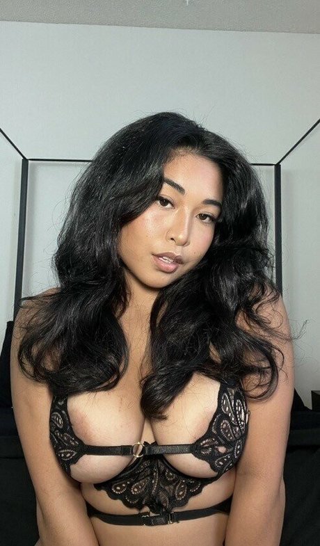 Dollycakes model hd archiv