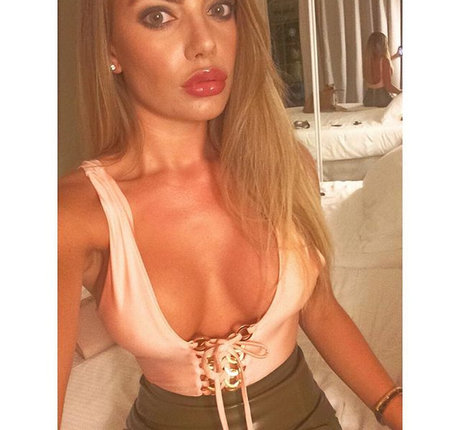 rothaarige pov onlyfans hübsche porno bilder