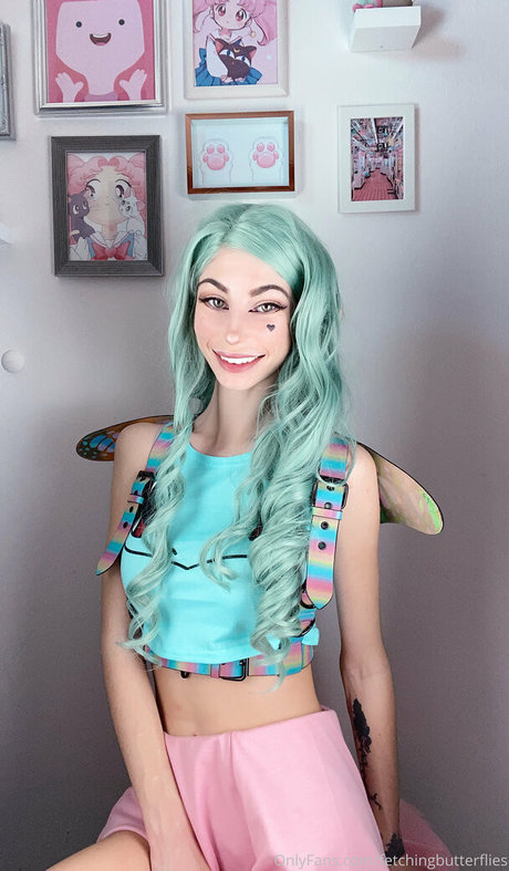 Fetching butterflies erwachsene heiße bild