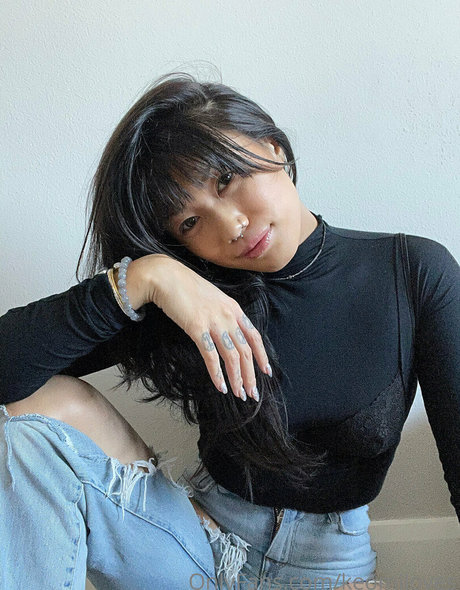 teen brille onlyfans nacktheit xxx fotos