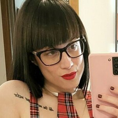 ledmad schauspielerin nackten galerien