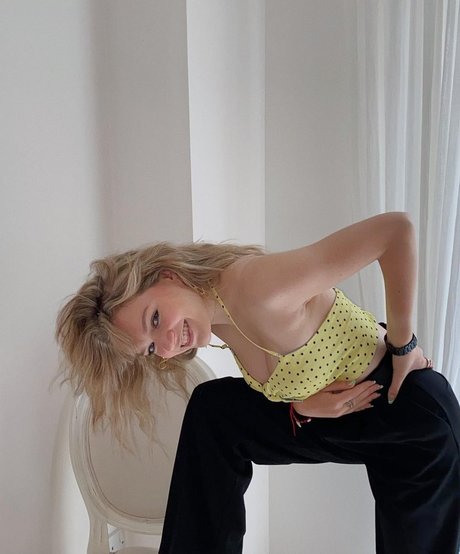 Sapphire Upshall model sexy galerien