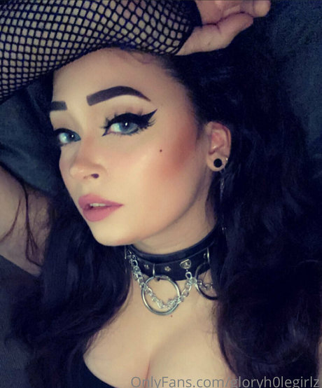 gloryh0legirlz hd akt bilder