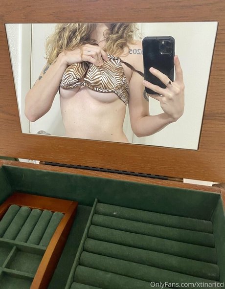 xtinaricci schauspielerin sexy galerie