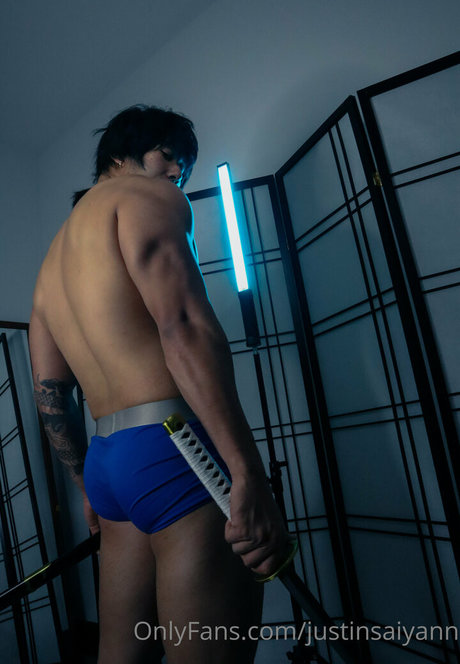 justinsaiyann erotische nette fotos