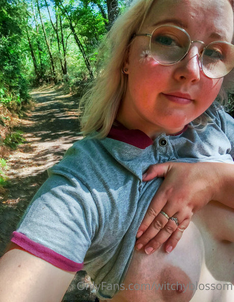 witchyblossom schauspielerin porno archiv