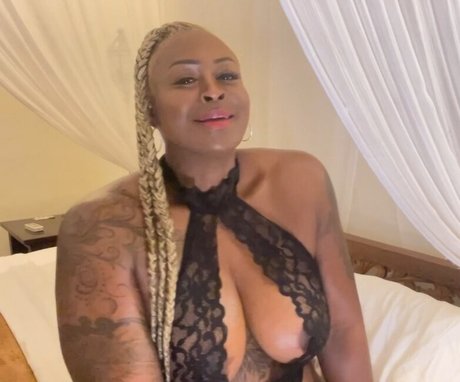 Monna White top xxx galerie