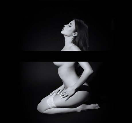 xoRenee nackt beste bild