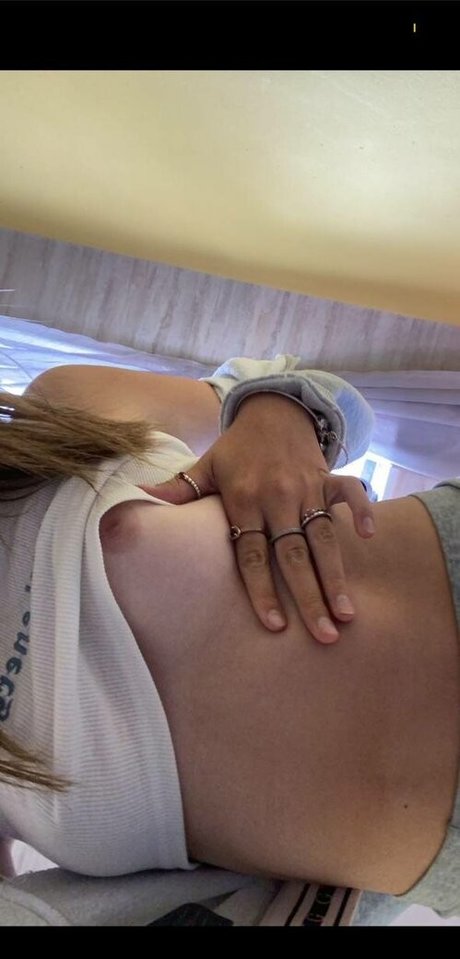 bellapixi schöne erwachsene foto