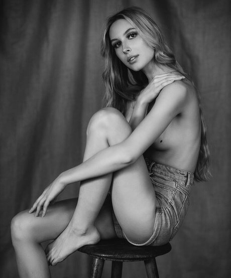 Isabella Spaeth exklusive freie archiv