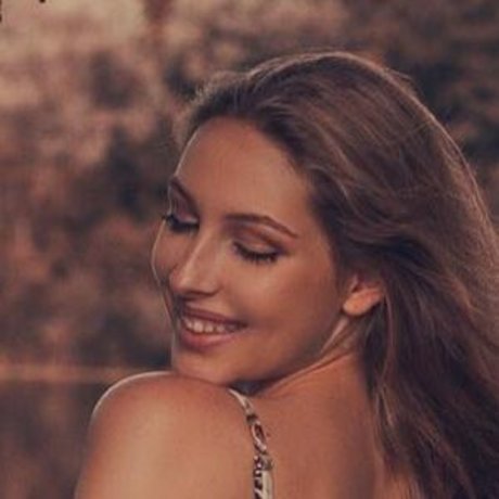 Isabella Spaeth nackt erwachsene fotos