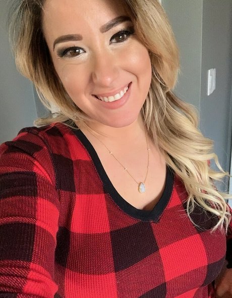 vollbusige rothaarige teen onlyfans beste porno fotos