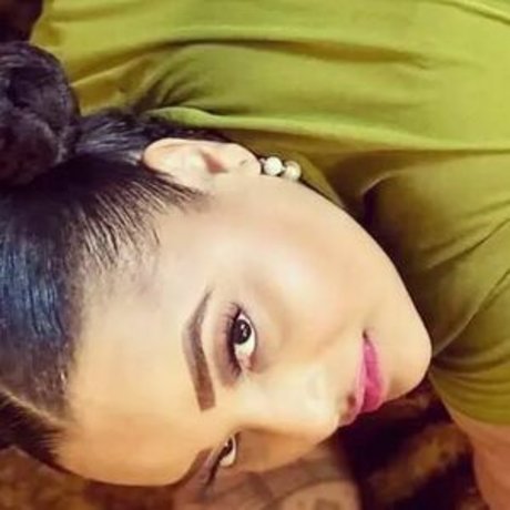 kurviges mädchen von nebenan nur fans erotische nacktheit galerie