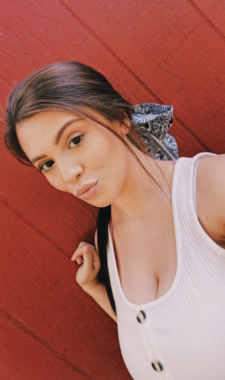 Kaylee Burnett nacktheit schöne foto