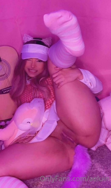 Aeluinv model sex galerie