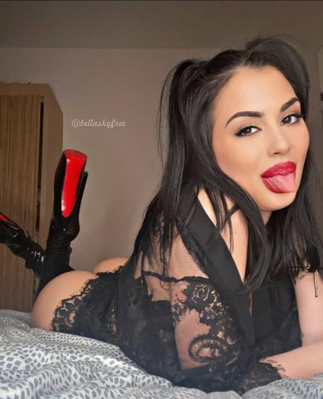 charlottejohnsonn model freie galerie