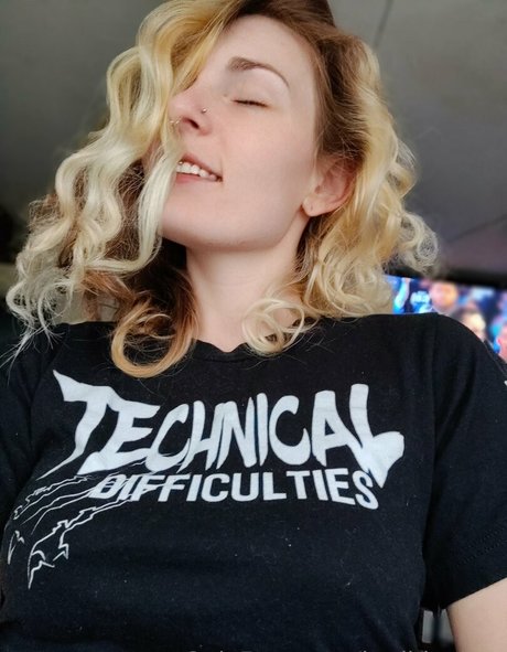 badbluebee model pornografische bilder