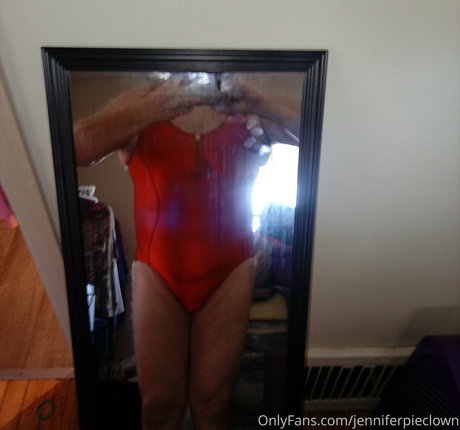 jenniferpieclown kunst sexy galerien