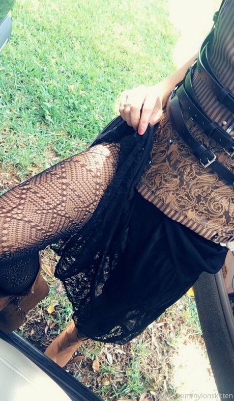 nylonskitten heiße kunst archiv