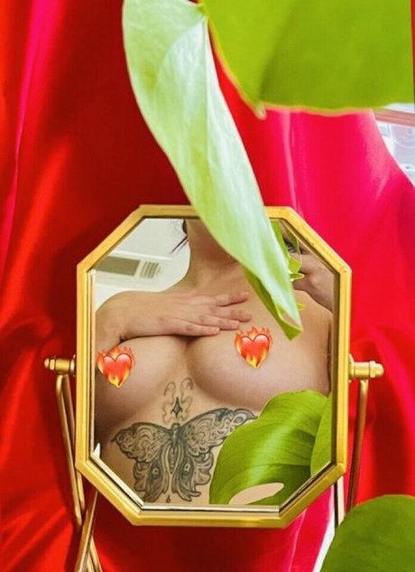 asiatische influencer-onlyfans sexy exklusive bilder