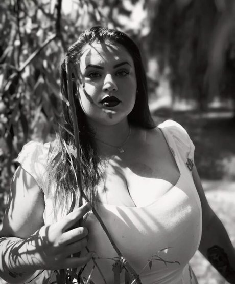 Babu Vale porno pornostar galerien