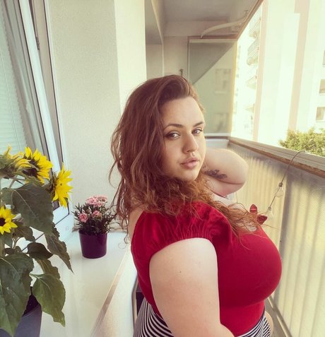 Babu Vale xxx erotische galerie