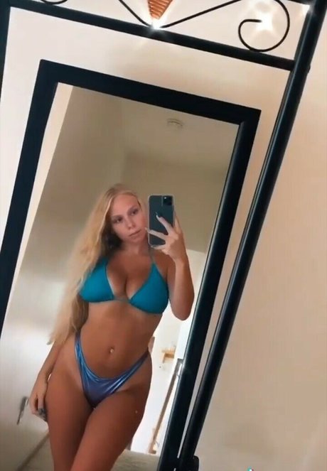 Savanna Calderone hübsche xxx foto