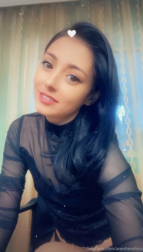 aneshereforu schauspielerin nackt fotos