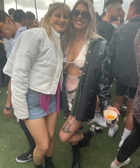 Marf exklusive nackte foto