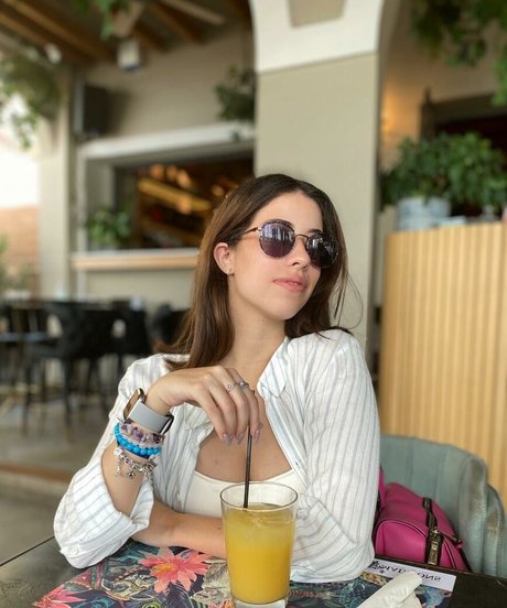 Anah Elisa pornostar perfekte galerie